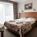 Hotel Pod Jeleniem 3*