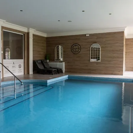 Pod Jeleniem ホテル Świeradów-Zdrój