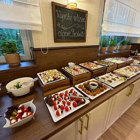 Pod Jeleniem ホテル 3*