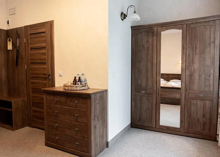 Pod Jeleniem Hotel